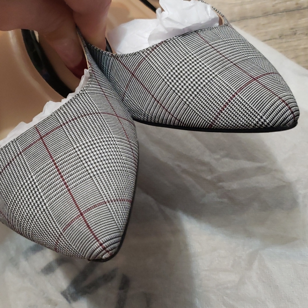 a.n.d ea wy Chunky Gray heels - Picture 8 of 9